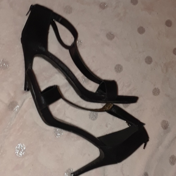 Deep Black, Gold Middle Cover Heel - Picture 8 of 8